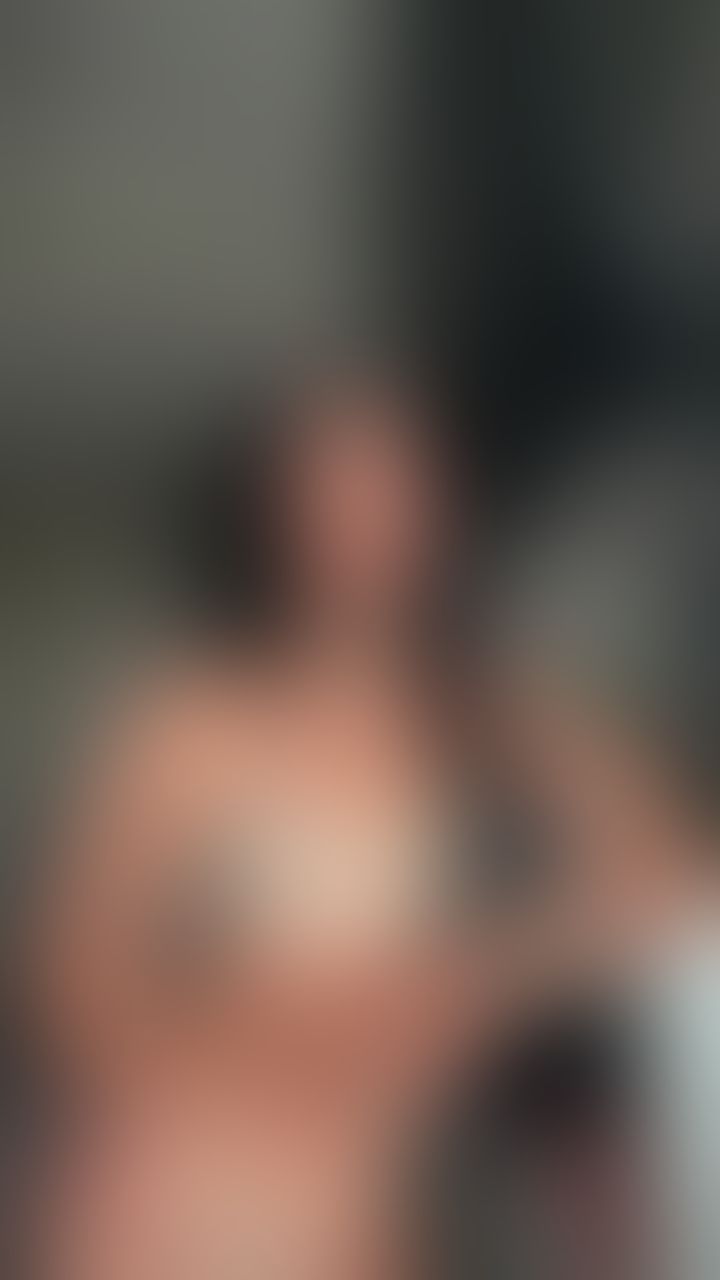 Escorts South West London Battersea - South West London - Photos for Petite Ludmila🍭🥂SWEET PARTY GIRL🔥FULL SERVICE